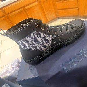 Brand new Dior B23 size 12